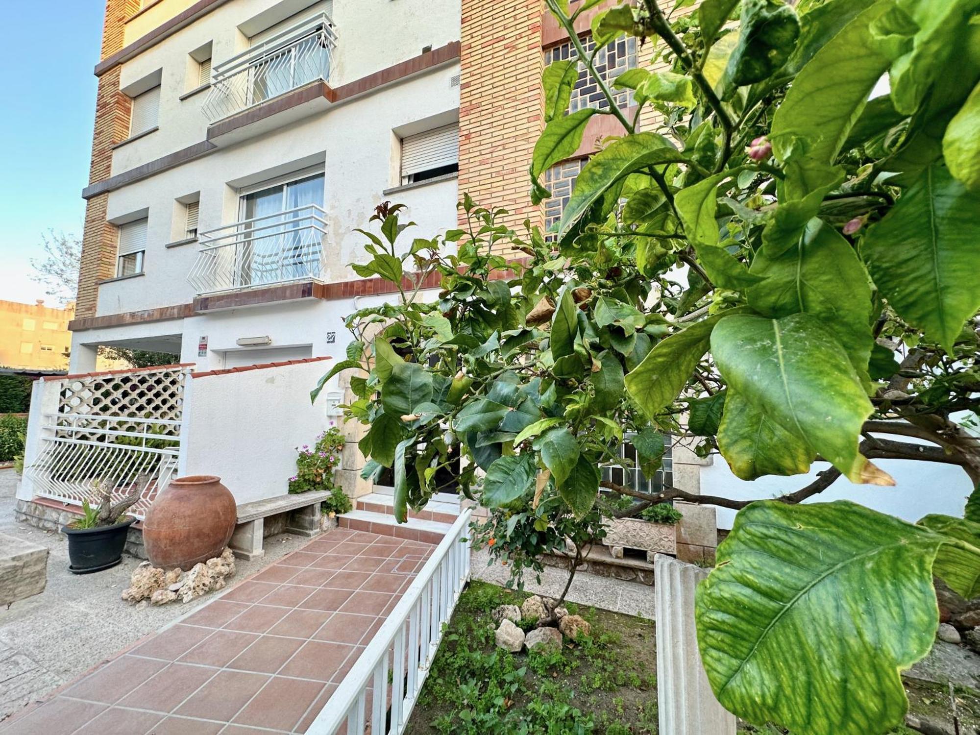 Sea Views Sanatori Beach, Barcelona Calafell Exterior foto